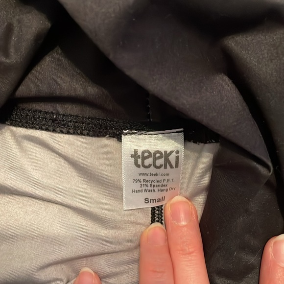 Teeki Deer Medicine black gray hot pants yoga leggings size small - Picture 5 of 5